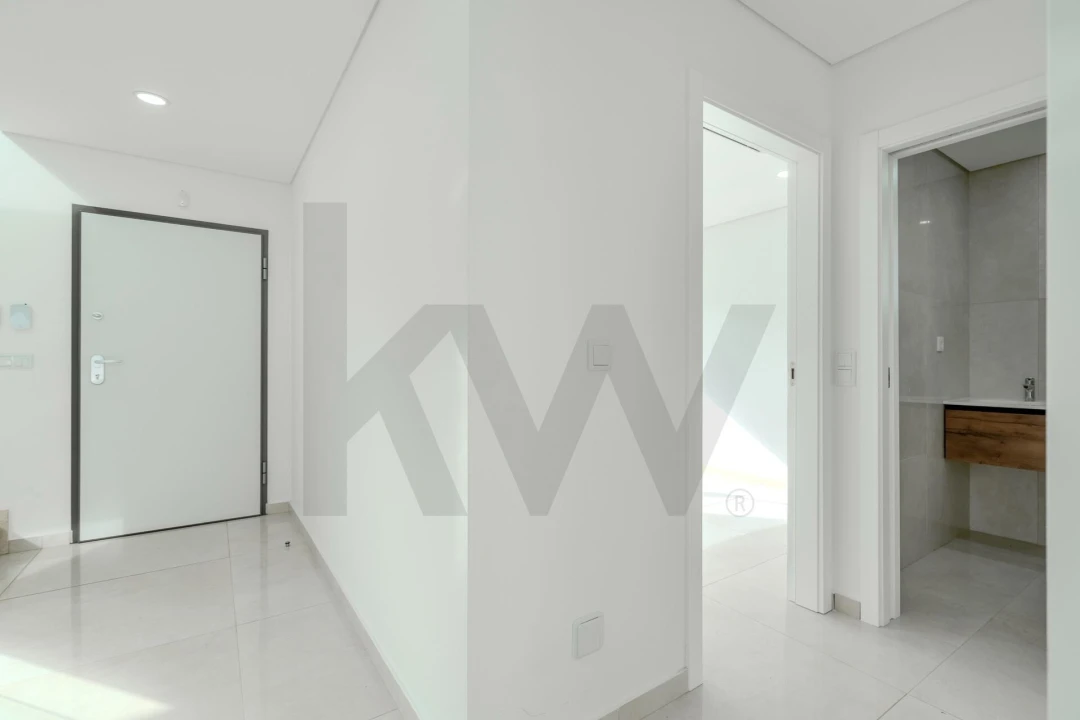 Moradia T4 para Venda em Corroios Foto 7