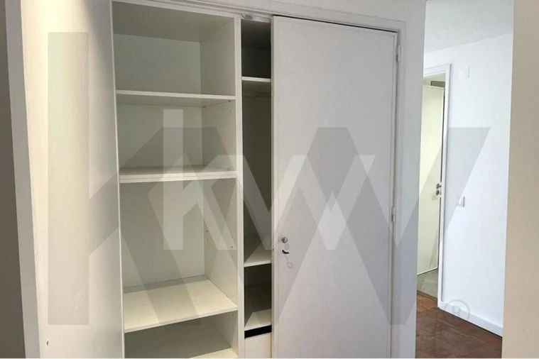 Apartamento T3 para Arrendamento em Algés, Linda-A-Velha e Cruz Quebrada-Dafundo Foto 29