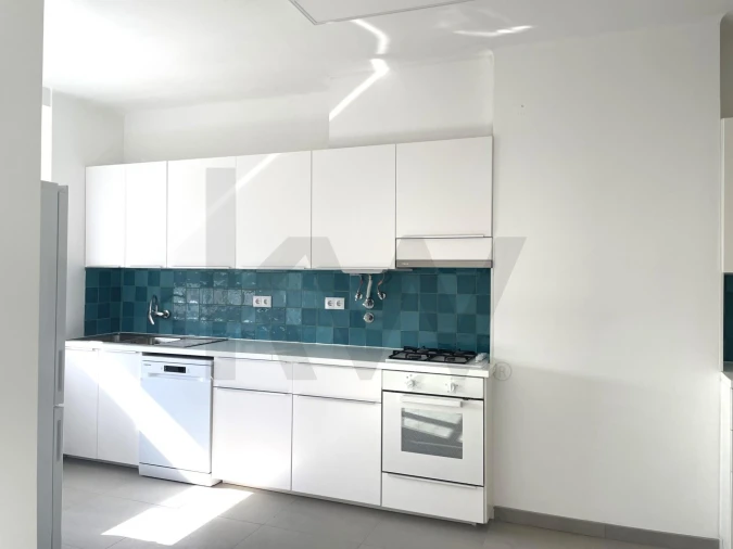 Apartamento T3 para Arrendamento em Algés, Linda-A-Velha e Cruz Quebrada-Dafundo Foto 20