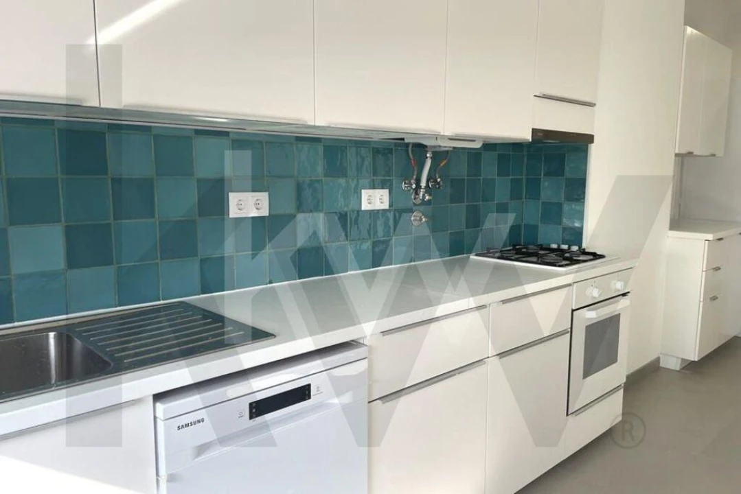 Apartamento T3 para Arrendamento em Algés, Linda-A-Velha e Cruz Quebrada-Dafundo Foto 22