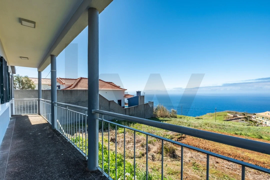 Moradia T3 para Venda em Ponta do Pargo Foto 17