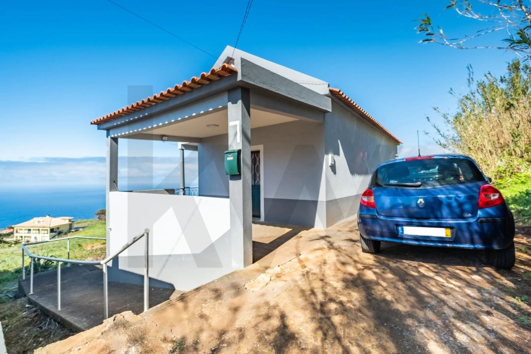 Moradia T3 para Venda em Ponta do Pargo Foto 5