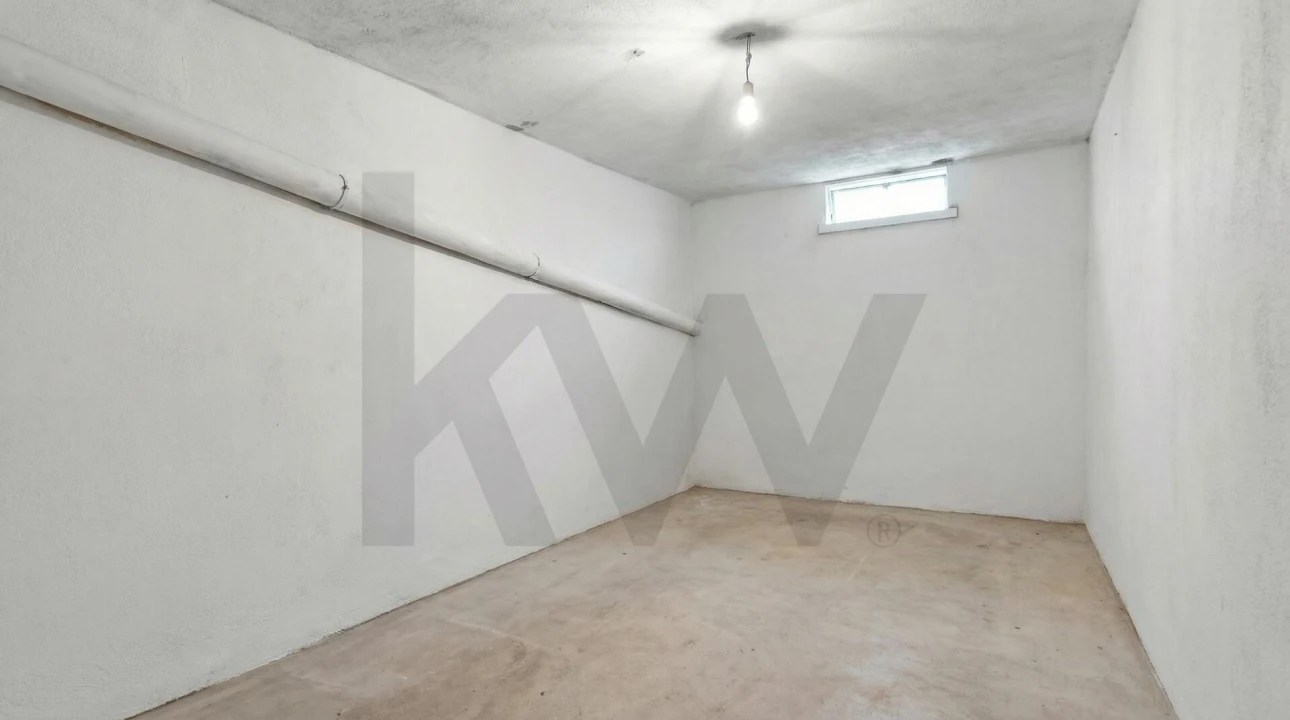 Apartamento T1 para Venda em Carcavelos e Parede Foto 23