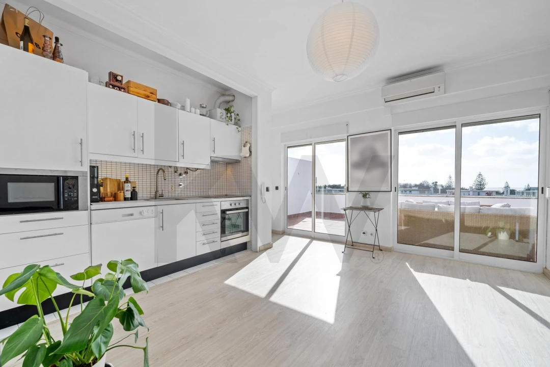 Apartamento T1 para Venda em Carcavelos e Parede Foto 18