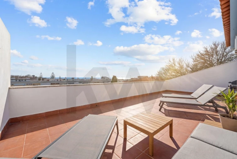 Apartamento T1 para Venda em Carcavelos e Parede Foto 9