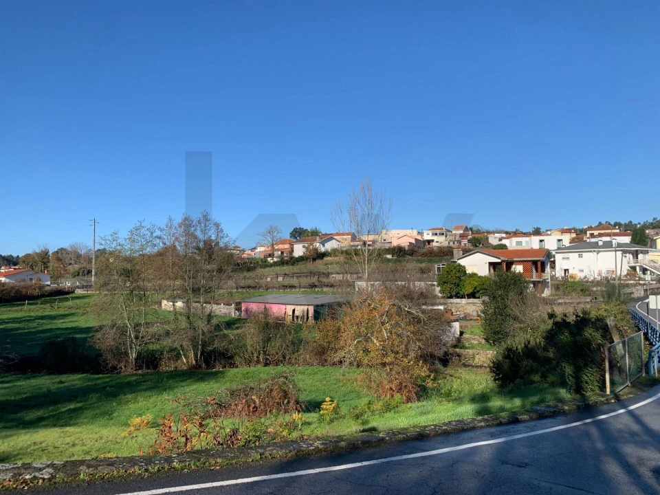 Terreno para Venda em Sandim, Olival, Lever e Crestuma Foto 4