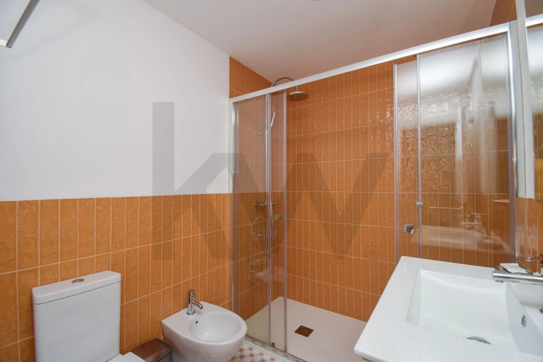 Apartamento T2 para Arrendamento em Carcavelos e Parede Foto 25