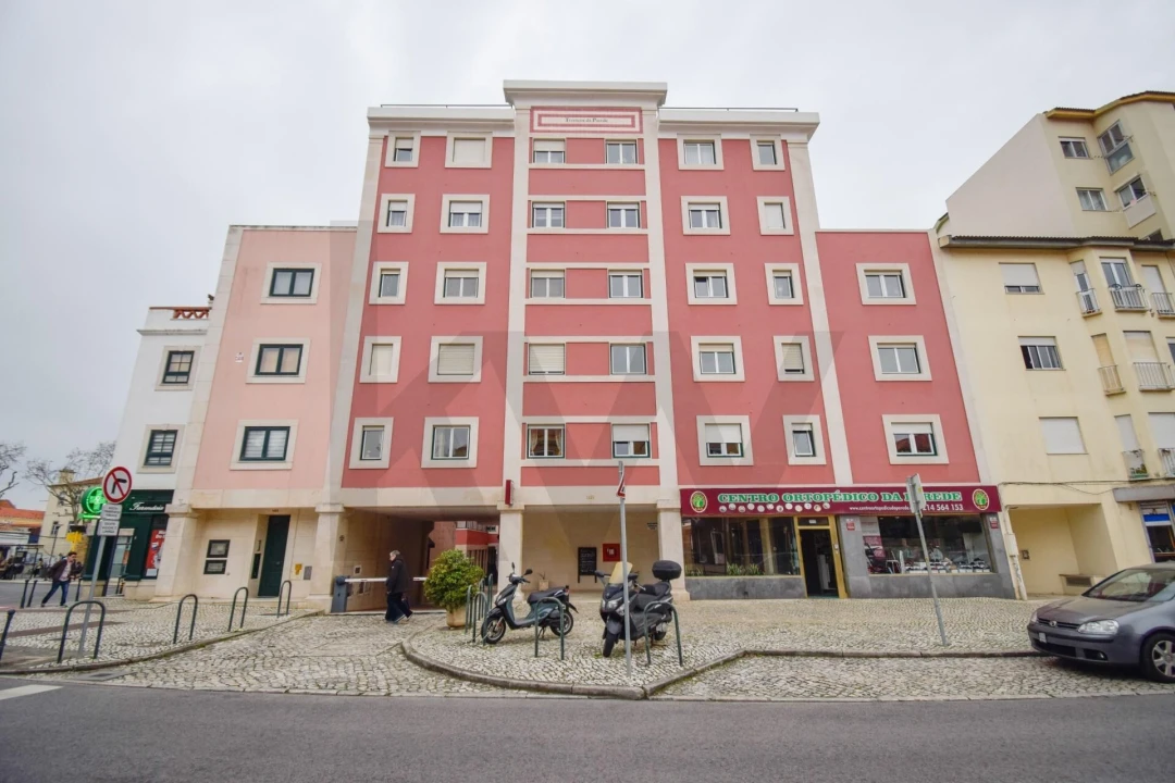 Apartamento T2 para Arrendamento em Carcavelos e Parede Foto 30