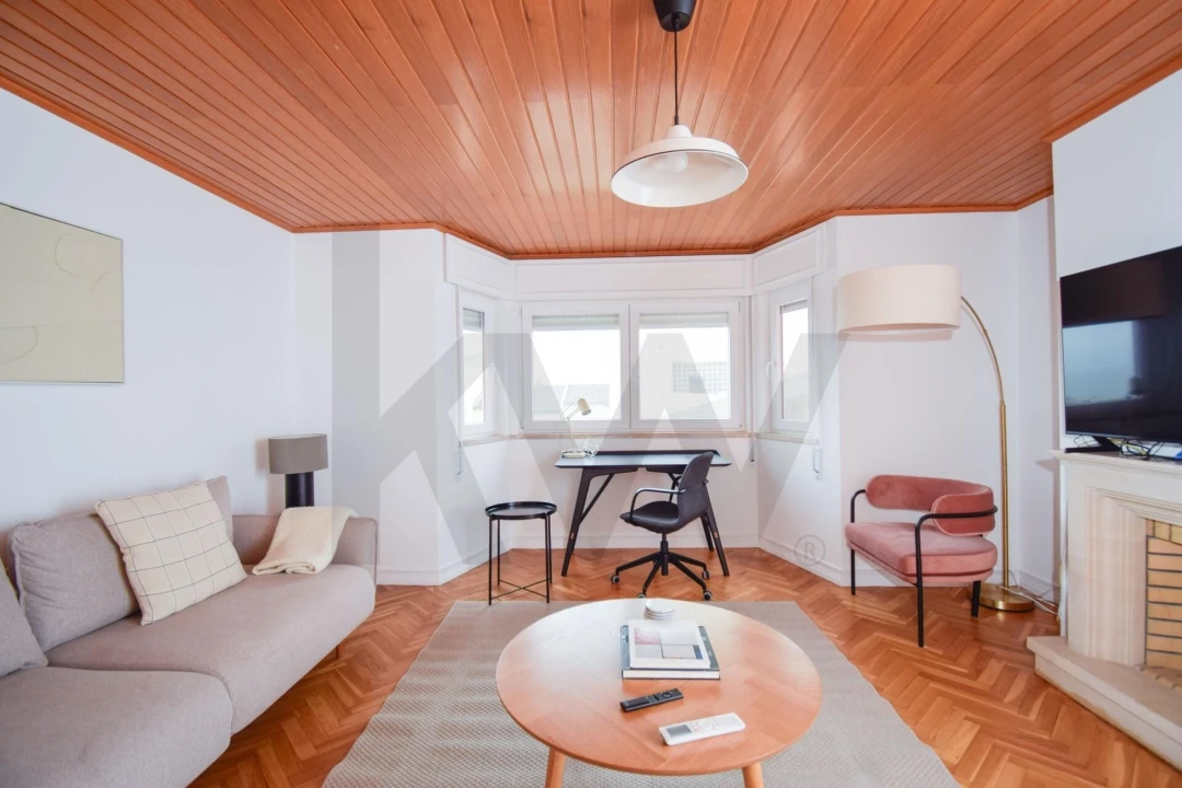 Apartamento T2 para Arrendamento em Carcavelos e Parede Foto 3