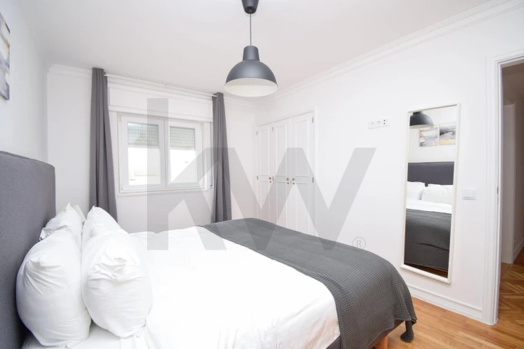 Apartamento T2 para Arrendamento em Carcavelos e Parede Foto 21