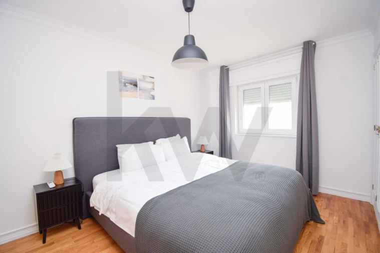 Apartamento T2 para Arrendamento em Carcavelos e Parede Foto 20