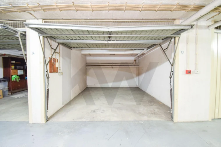 Apartamento T2 para Arrendamento em Carcavelos e Parede Foto 27