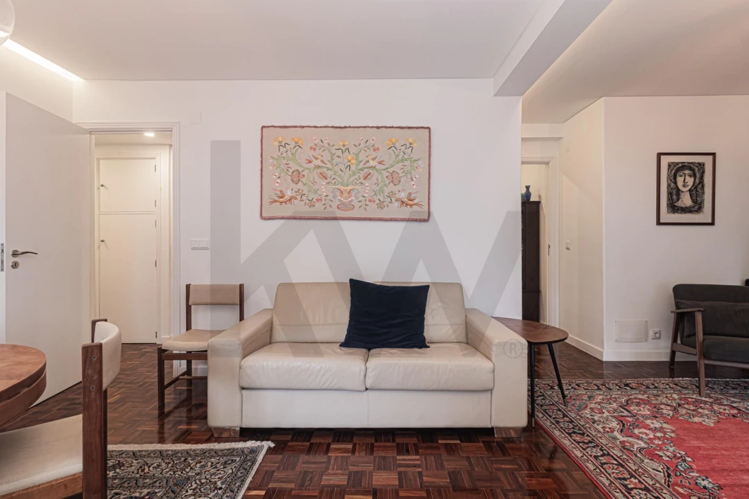 Apartamento T4 para Arrendamento em Benfica Foto 5