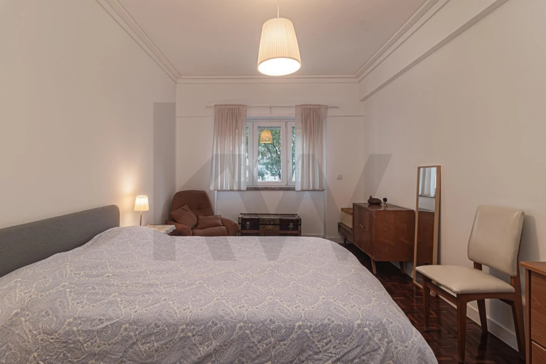 Apartamento T4 para Arrendamento em Benfica Foto 28