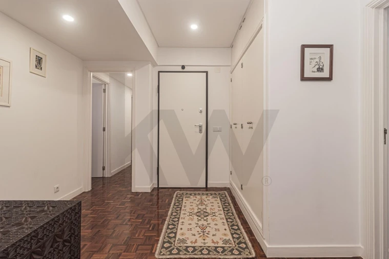 Apartamento T4 para Arrendamento em Benfica Foto 15