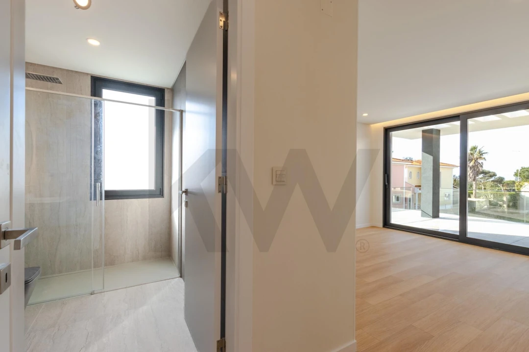 Moradia T4 para Venda em Alcabideche Foto 26