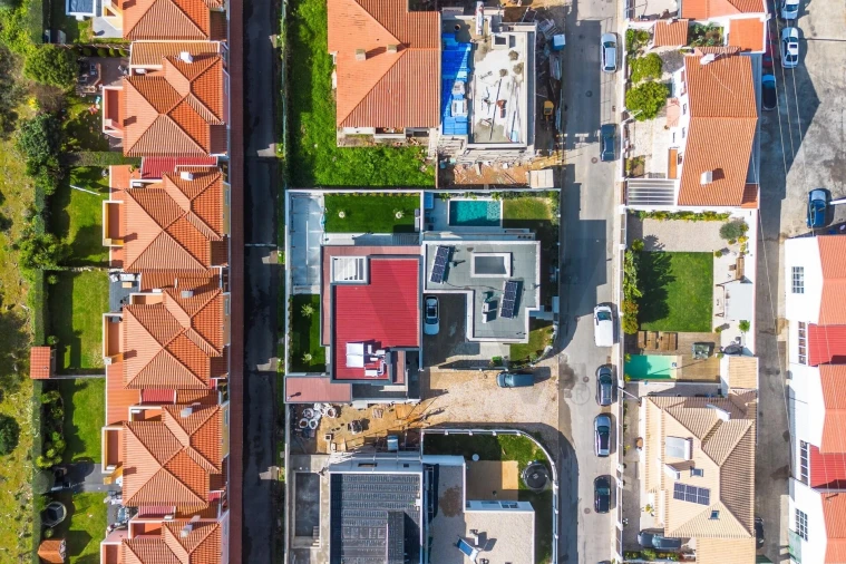 Moradia T4 para Venda em Alcabideche Foto 39