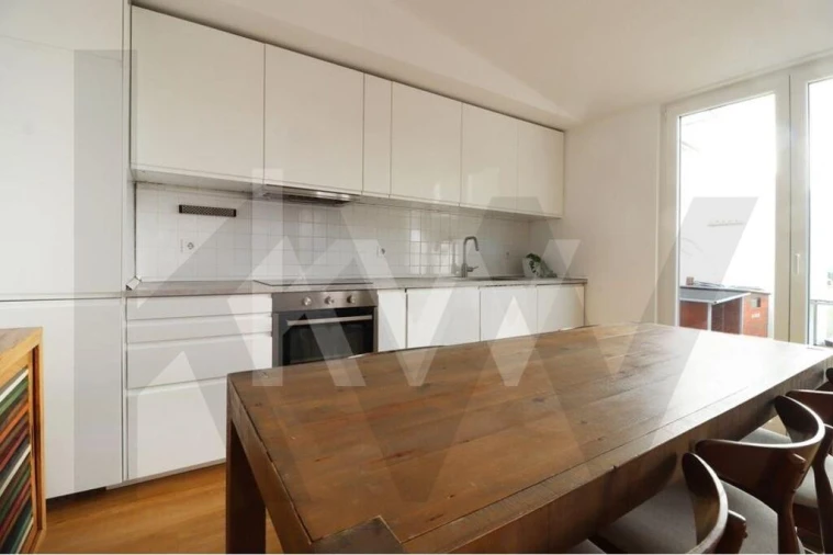 Moradia T2 para Arrendamento em Ajuda Foto 6