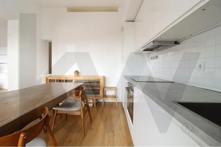 Moradia T2 para Arrendamento em Ajuda Foto 5