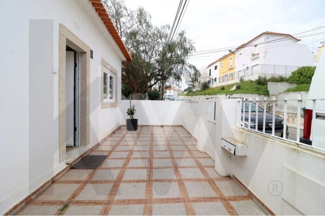 Moradia T2 para Arrendamento em Ajuda Foto 19