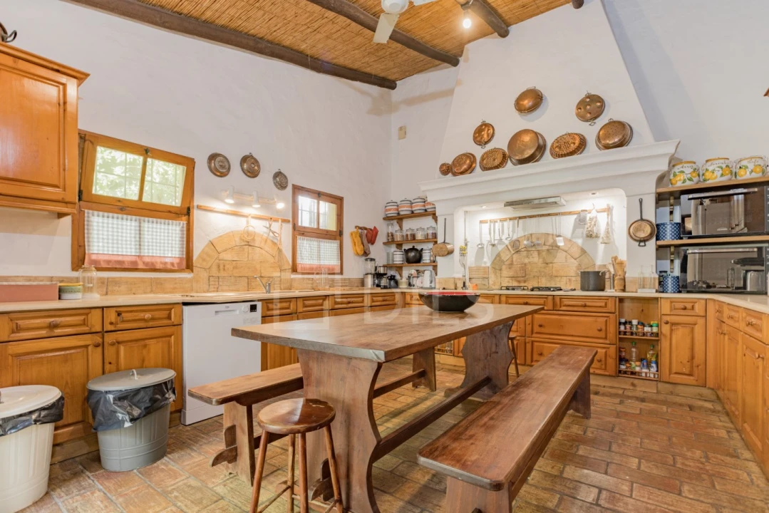 Moradia T7 para Venda em Boliqueime Foto 18