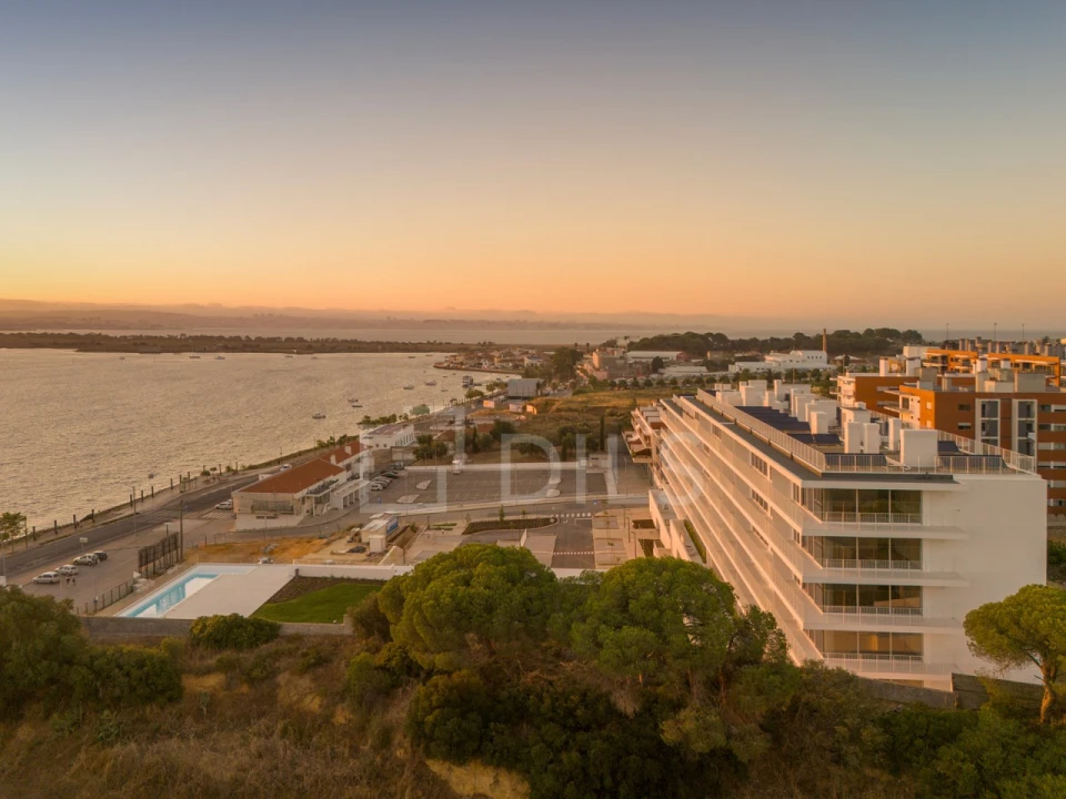 Apartamento T3 para Venda em Seixal, Arrentela e Aldeia de Paio Pires Foto 39
