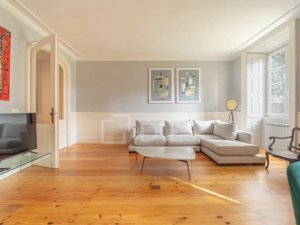 Apartamento T4 para Arrendamento em Cedofeita, Santo Ildefonso, Sé, Miragaia, São Nicolau e Vitória Foto 3