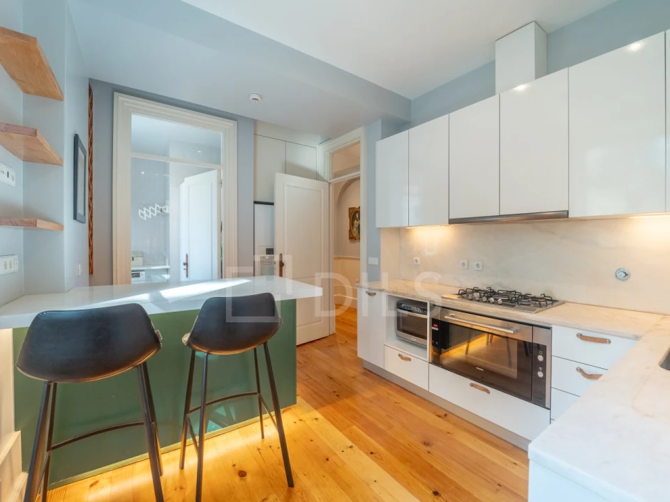 Apartamento T4 para Arrendamento em Cedofeita, Santo Ildefonso, Sé, Miragaia, São Nicolau e Vitória Foto 6