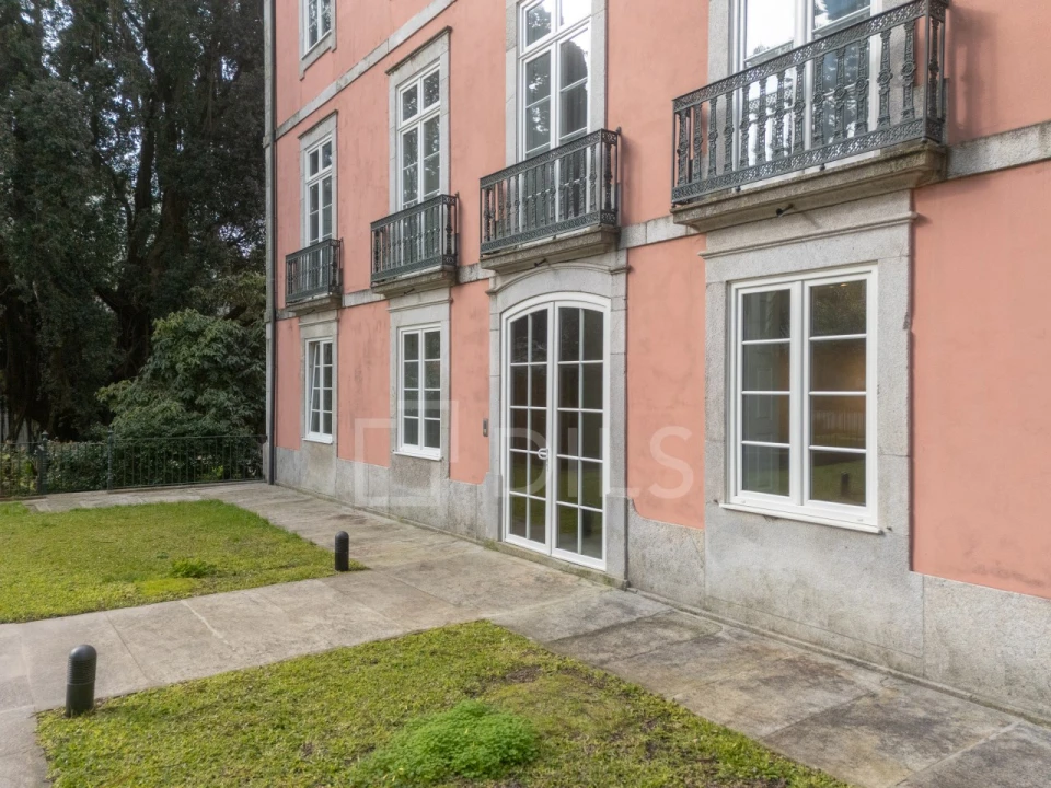 Apartamento T4 para Arrendamento em Cedofeita, Santo Ildefonso, Sé, Miragaia, São Nicolau e Vitória Foto 10