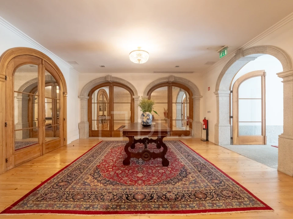 Apartamento T4 para Arrendamento em Cedofeita, Santo Ildefonso, Sé, Miragaia, São Nicolau e Vitória Foto 42