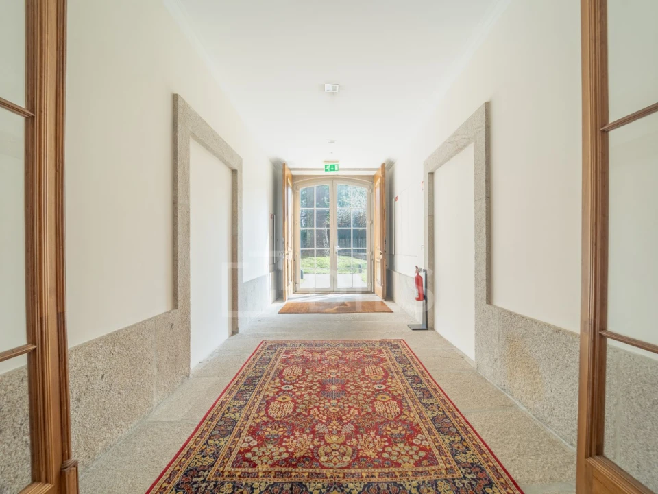 Apartamento T4 para Arrendamento em Cedofeita, Santo Ildefonso, Sé, Miragaia, São Nicolau e Vitória Foto 43