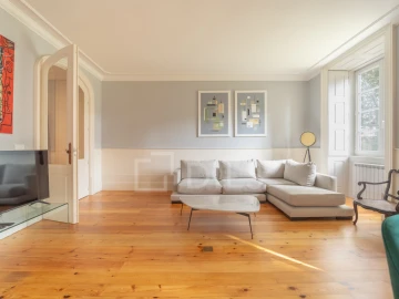 Apartamento T4 para Arrendamento em Cedofeita, Santo Ildefonso, Sé, Miragaia, São Nicolau e Vitória