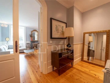 Apartamento T4 para Arrendamento em Cedofeita, Santo Ildefonso, Sé, Miragaia, São Nicolau e Vitória