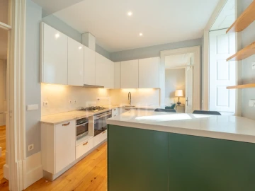 Apartamento T4 para Arrendamento em Cedofeita, Santo Ildefonso, Sé, Miragaia, São Nicolau e Vitória