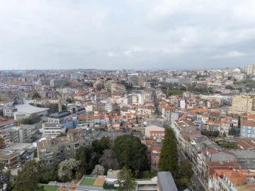 Apartamento T4 para Arrendamento em Cedofeita, Santo Ildefonso, Sé, Miragaia, São Nicolau e Vitória