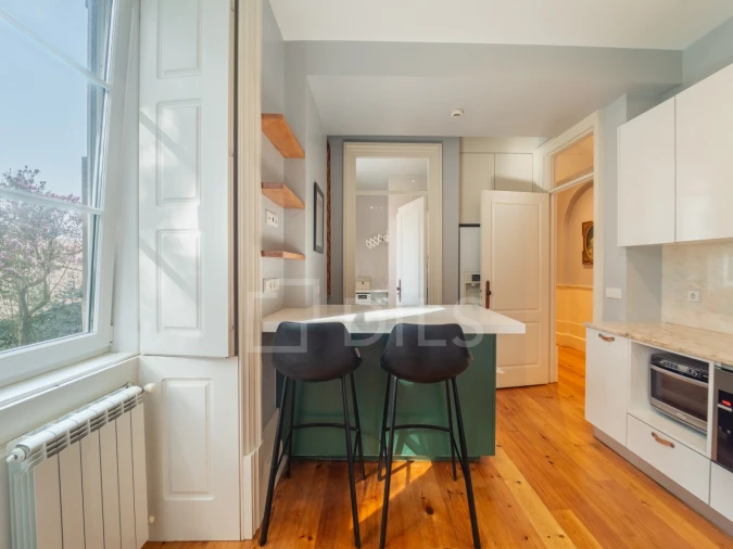 Apartamento T4 para Arrendamento em Cedofeita, Santo Ildefonso, Sé, Miragaia, São Nicolau e Vitória Foto 4