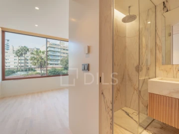 Apartamento T4 para Venda em Aldoar, Foz do Douro e Nevogilde