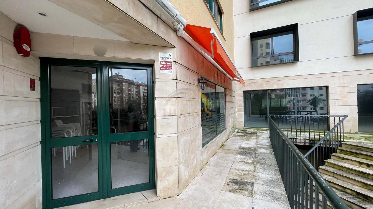 Negócio para Venda em Algés, Linda-A-Velha e Cruz Quebrada-Dafundo Foto 27