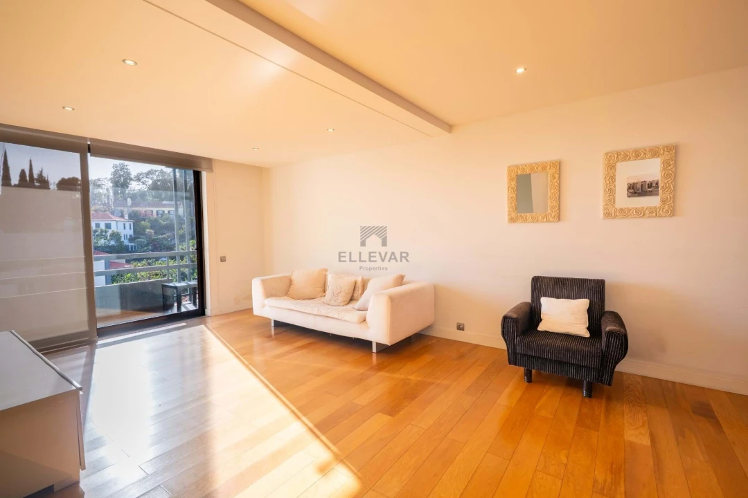 Apartamento T3 para Venda em São Martinho Foto 6