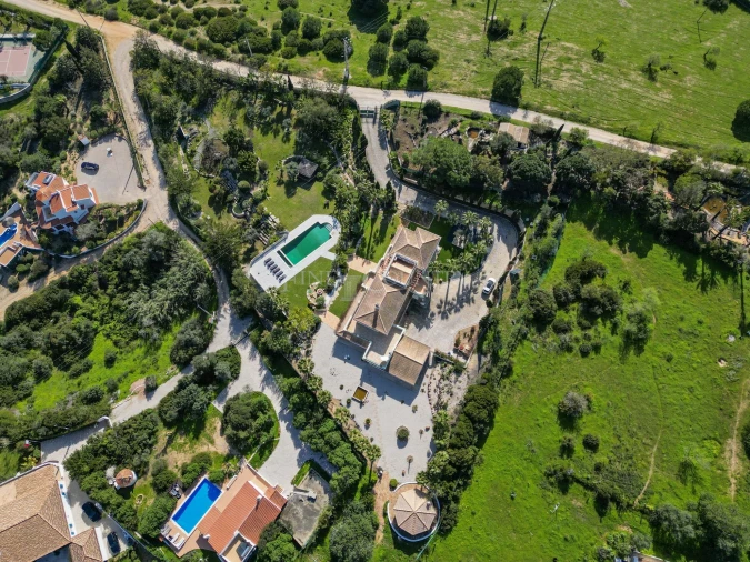 Moradia T5 para Venda em Lagoa e Carvoeiro Foto 2