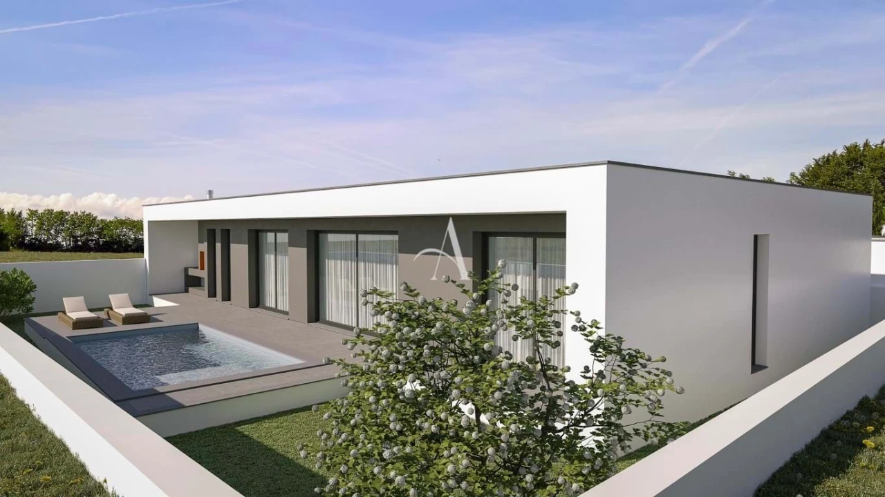 Moradia T4 para Venda em Nadadouro Foto 6