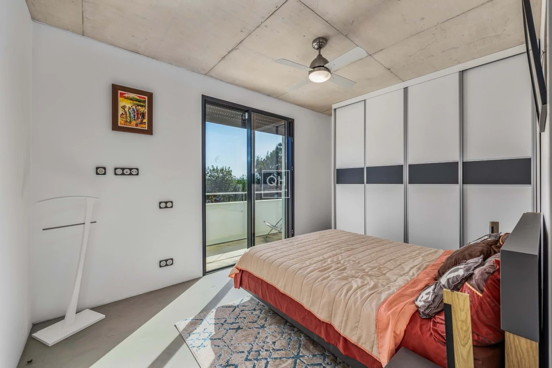 Moradia T4 para Venda em Almancil Foto 16