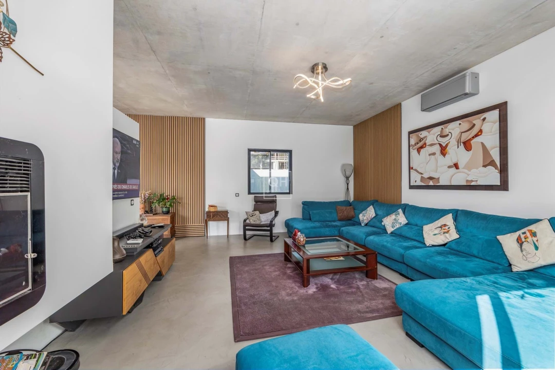 Moradia T4 para Venda em Almancil Foto 10