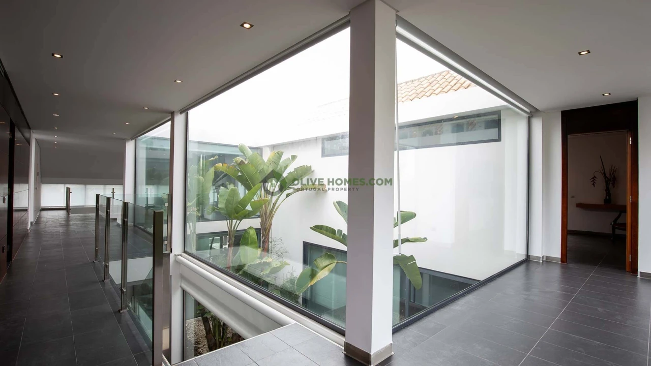 Moradia T5 para Venda em Quarteira Foto 33