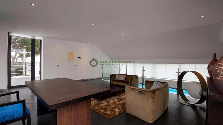 Moradia T5 para Venda em Quarteira Foto 36