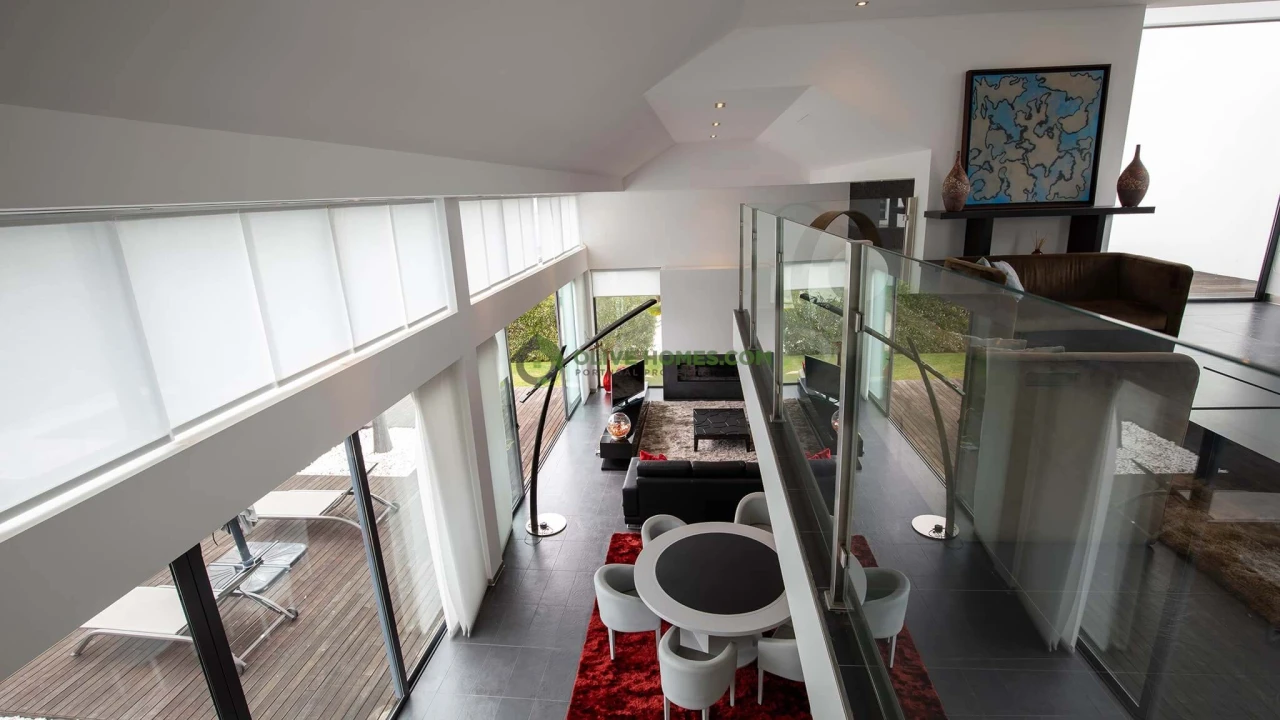 Moradia T5 para Venda em Quarteira Foto 35