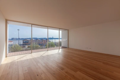 Apartamento T3 para Venda em Misericórdia