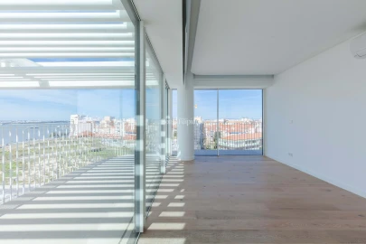 Apartamento T4 para Venda em Barreiro e Lavradio