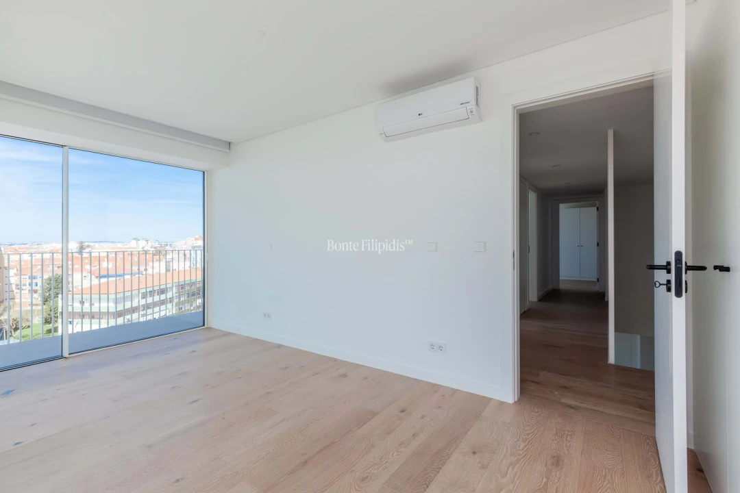Apartamento T4 para Venda em Barreiro e Lavradio Foto 30