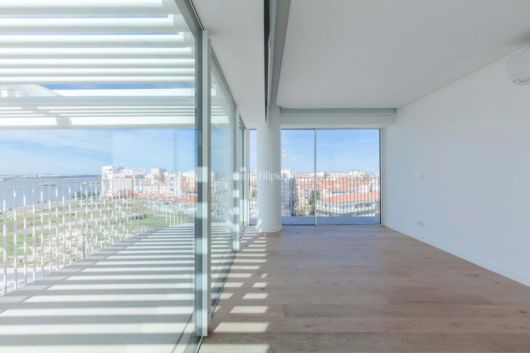 Apartamento T4 para Venda em Barreiro e Lavradio Foto 21